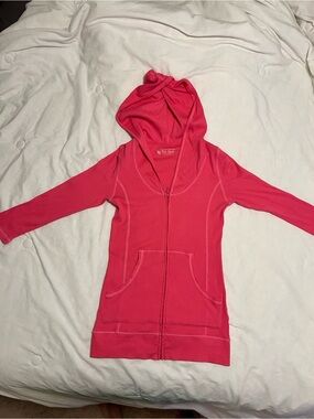 Good condition Tee Shop Victorias Secret pink hoodie zip up top, small